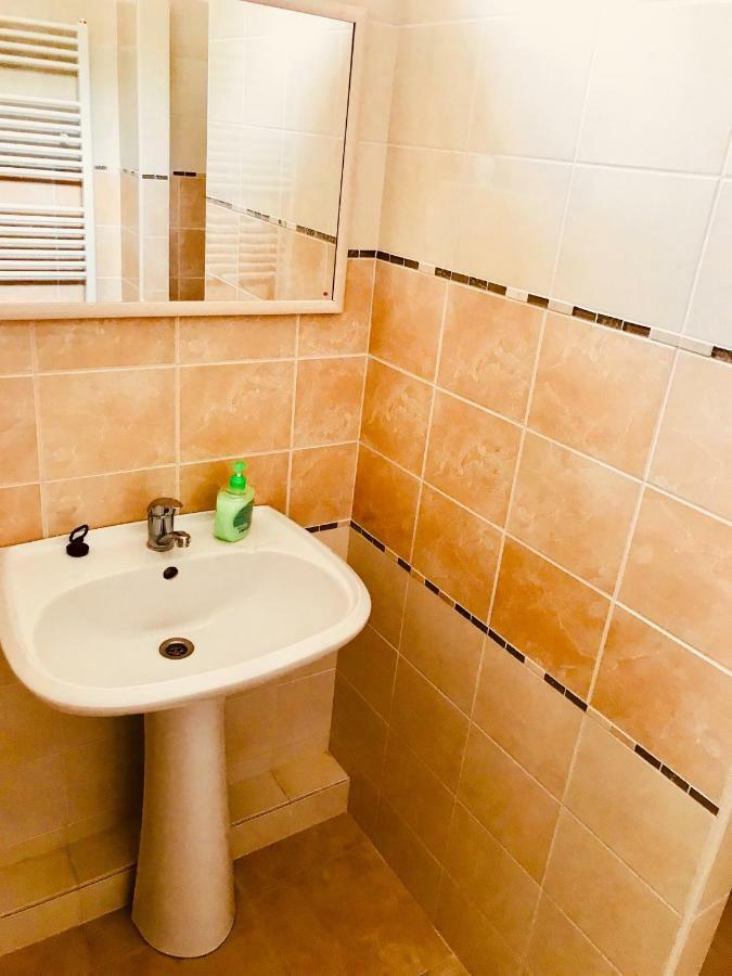 Restaurace Penzion Pod Sumarnikem Tvarozna Lhota Kültér fotó